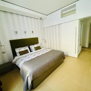 Interno 5 Rome