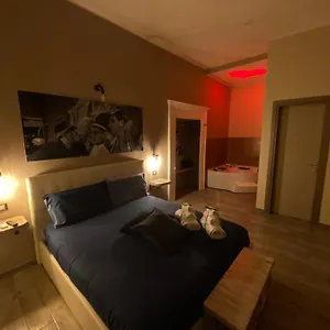 Alojamento de Acomodação e Pequeno-almoço Artisti Bed&dreams Nápoles