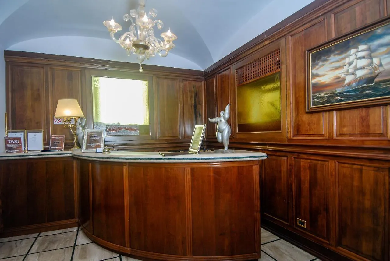 Hotel Regina Margherita Rome