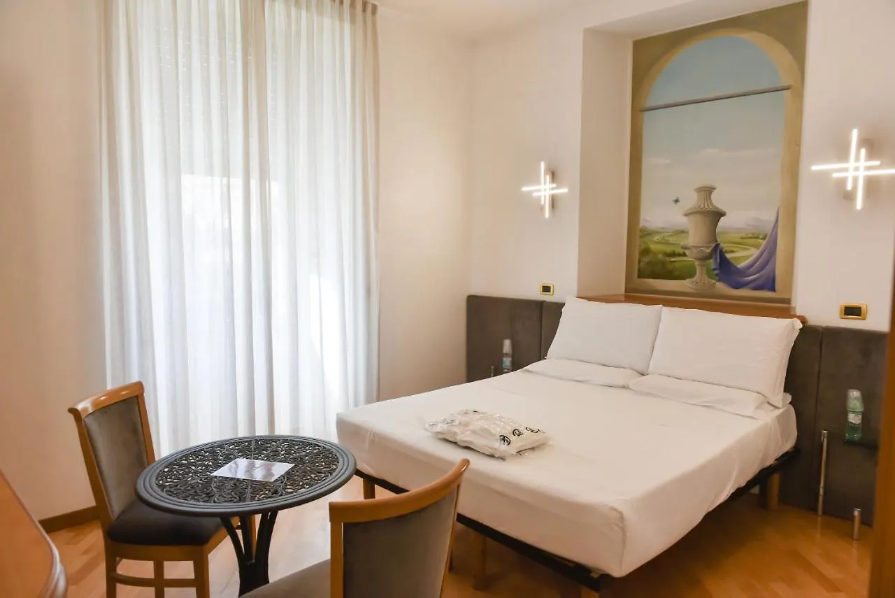 Hotel Regina Margherita Roma 3*,  Italia