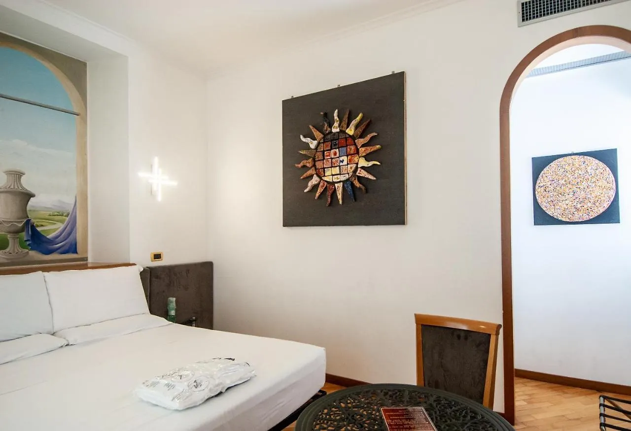 Hotel Regina Margherita Rzym 3*,